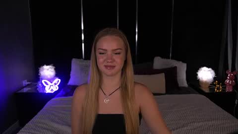 celestenoirr online show from 2, 7, 2026