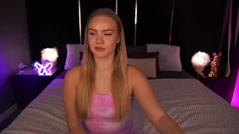 celestenoirr online show from 3, 8, 2026