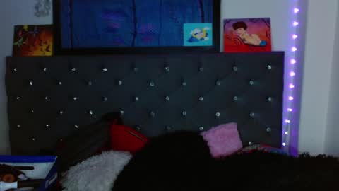 I am Valentinn online show from 10, 2, 2025