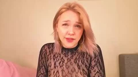 Snapshot of celestia_dyson chatting on 14, 6, 2026 Mary online show from 14, 6, 2026