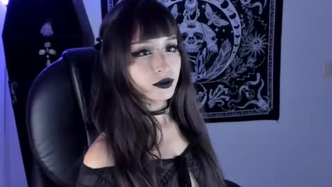   online show from 20, 9, 2025