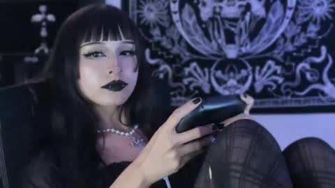   online show from 5, 5, 2026