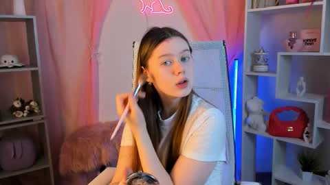 your cute kitty online show from 10, 3, 2026