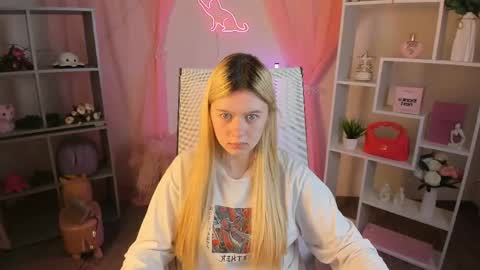 your cute kitty online show from 21, 4, 2026