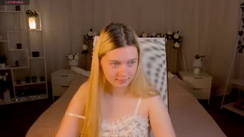 your cute kitty online show from 12, 6, 2026