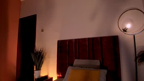 Celeste Quenn online show from 22, 4, 2026