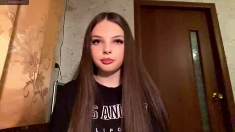 Mia online show from 3, 3, 2026