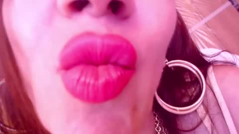 Cerise online show from 7, 3, 2025