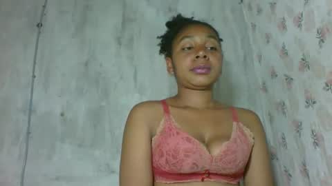 Snapshot of cettehot chatting on 25, 9, 2025 cette soa online show from 25, 9, 2025