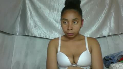 Snapshot of cettehot chatting on 4, 10, 2025 cette soa online show from 4, 10, 2025