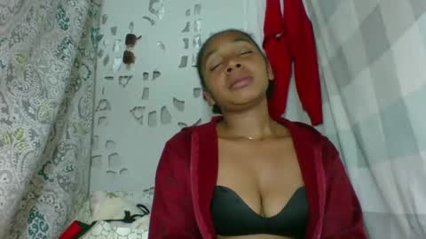 Snapshot of cettehot chatting on 7, 10, 2025 cette soa online show from 7, 10, 2025