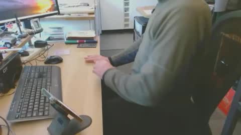 Snapshot of ch400 chatting on 5, 5, 2026 ch400 online show from 5, 5, 2026
