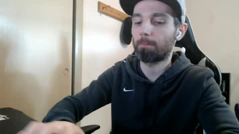 Snapshot of cha_cha_chillin chatting on 27, 6, 2026 cha_cha_chillin online show from 27, 6, 2026