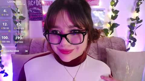 Snapshot of chaarlotte_1 chatting on 21, 9, 2025 charlotte online show from 21, 9, 2025