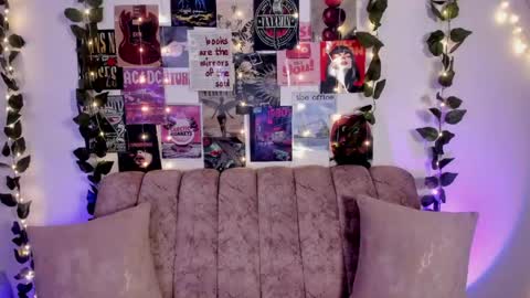 charlotte online show from 22, 4, 2026