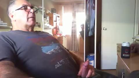Snapshot of chalkstall chatting on 13, 1, 2026 Chalky online show from 13, 1, 2026