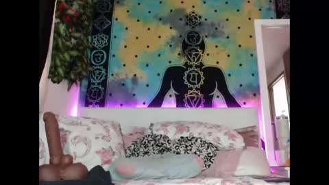 Chanel M. online show from 8, 1, 2025