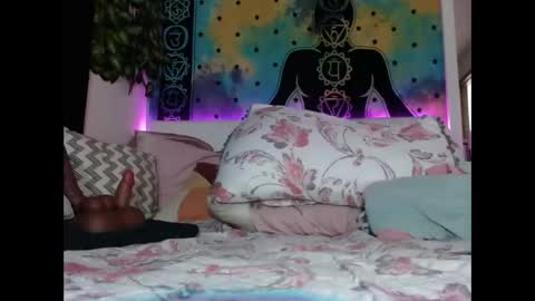 Chanel M. online show from 12, 1, 2025