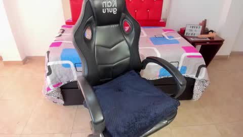 Snapshot of chanel_gold chatting on 24, 2, 2025 online show from 24, 2, 2025