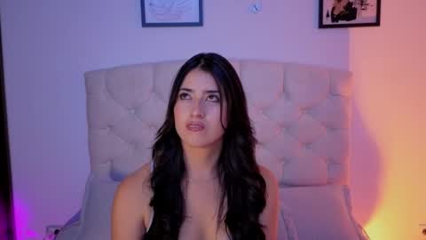 Snapshot of chanellgv chatting on 8, 10, 2025 Chanell online show from 8, 10, 2025