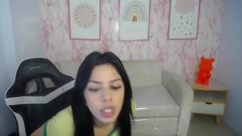 Snapshot of channel_garcia_ch chatting on 19, 11, 2025 Channel Garcia online show from 19, 11, 2025