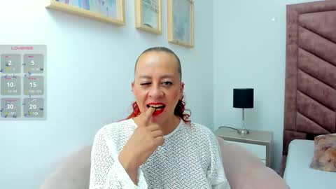 Channelfox  online show from 13, 12, 2024