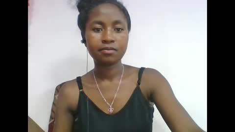 chantale483461 online show from 19, 4, 2026