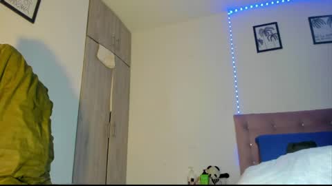 chantellebony online show from 25, 4, 2026