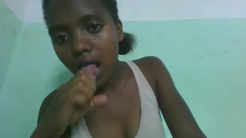 chanteuse655720 online show from 26, 4, 2026