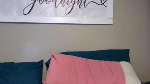 ChLoE online show from 6, 4, 2026