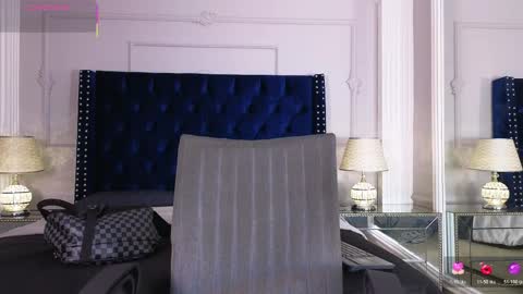 charlesbrown_ online show from 7, 4, 2026