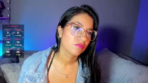 charlhot_ online show from 12, 11, 2025