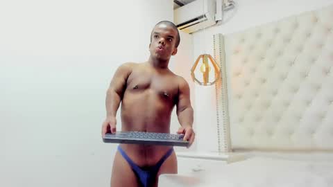 charlie_walkerr online show from 28, 4, 2026