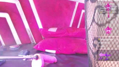 Snapshot of charlie_williams_1 chatting on 15, 1, 2025 CHARLIE online show from 15, 1, 2025