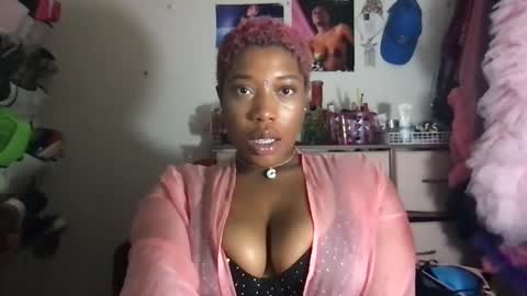 charliecakesssss online show from 10, 12, 2024