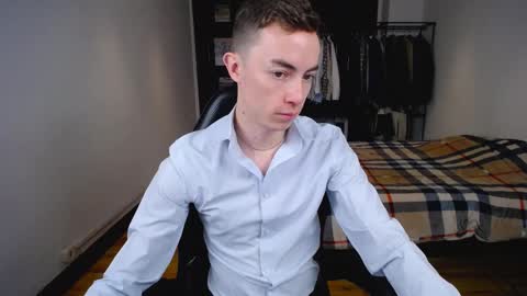 carlos reyes online show from 6, 3, 2025