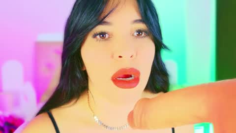 Charloott Evans online show from 26, 4, 2026