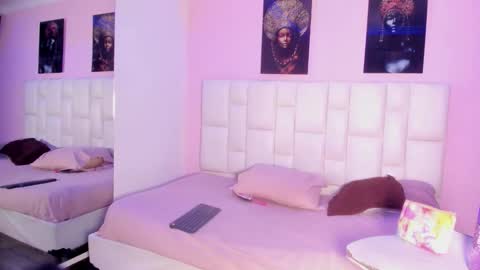 charlot_vega_ online show from 15, 11, 2025