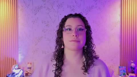 You honey online show from 11, 4, 2026