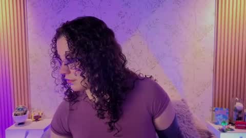 You honey online show from 24, 4, 2026