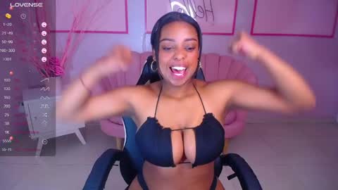 Snapshot of charlote_fun_a chatting on 24, 1, 2025 Charlote online show from 24, 1, 2025