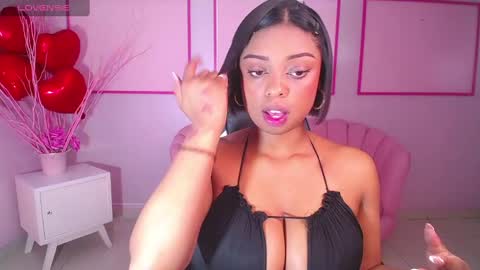 Snapshot of charlote_fun_a chatting on 3, 3, 2025 Charlote online show from 3, 3, 2025