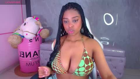 Snapshot of charlote_fun_a chatting on 6, 10, 2025 Charlote online show from 6, 10, 2025