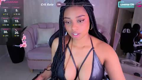 Snapshot of charlote_fun_a chatting on 5, 11, 2025 Charlote online show from 5, 11, 2025