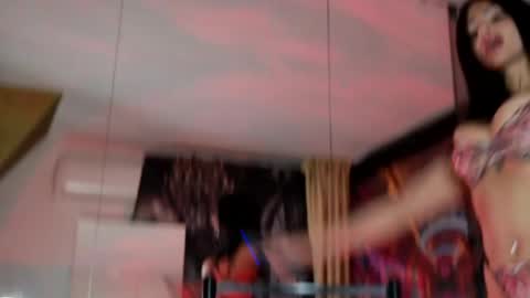 CHARLOTTE online show from 22, 4, 2026