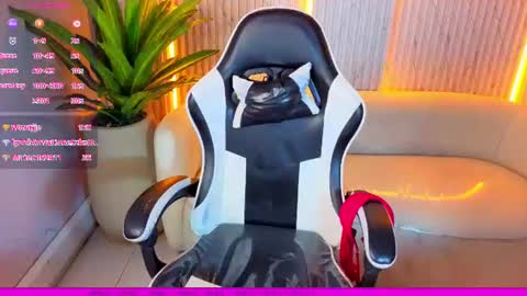 charlott online show from 28, 7, 2026