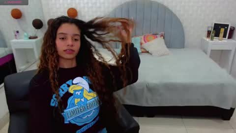 Snapshot of charlotte_0309 chatting on 7, 1, 2025 charlotte online show from 7, 1, 2025