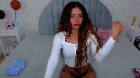 Snapshot of charlotte_0309 chatting on 21, 1, 2025 charlotte online show from 21, 1, 2025