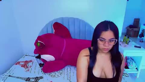 Snapshot of charlotte_0309 chatting on 2, 12, 2025 charlotte online show from 2, 12, 2025