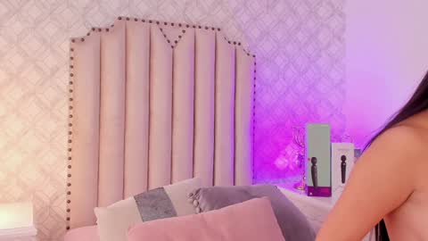   Charlotte  online show from 6, 1, 2025